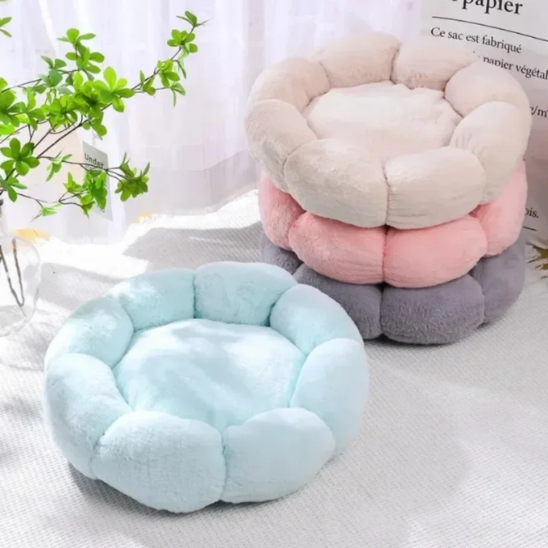 Comfortable Sleep Pet Bed Unique Flower-Shaped for Indoor and Outdoor Use Dog Mat Dog Beds 1005007497531106