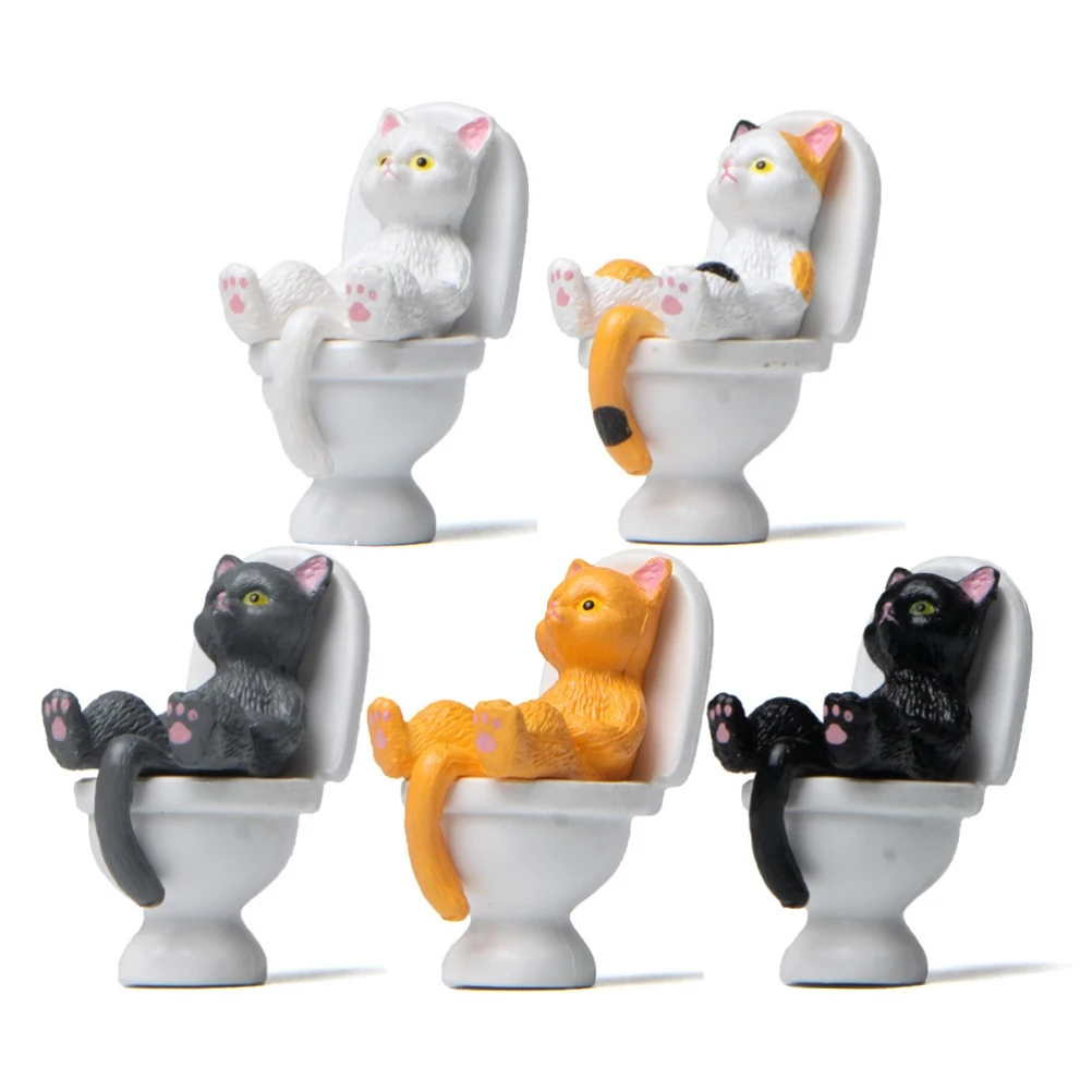Cat Sitting on Toilet Statues Mini Toilet Cat Figurines Desktop Ornaments Home Decor Animal (5Pcs) 1005009381581201