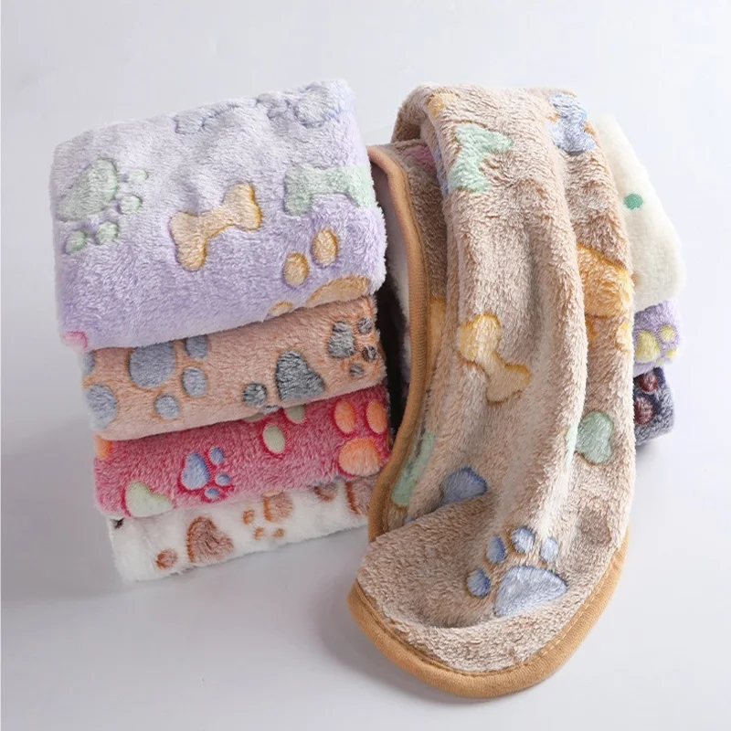 Soft Pet Puppy Blanket Flannel Dog Sleeping Blanket Paw Print Pattern Cartoon Pet Warm 1005010505473663