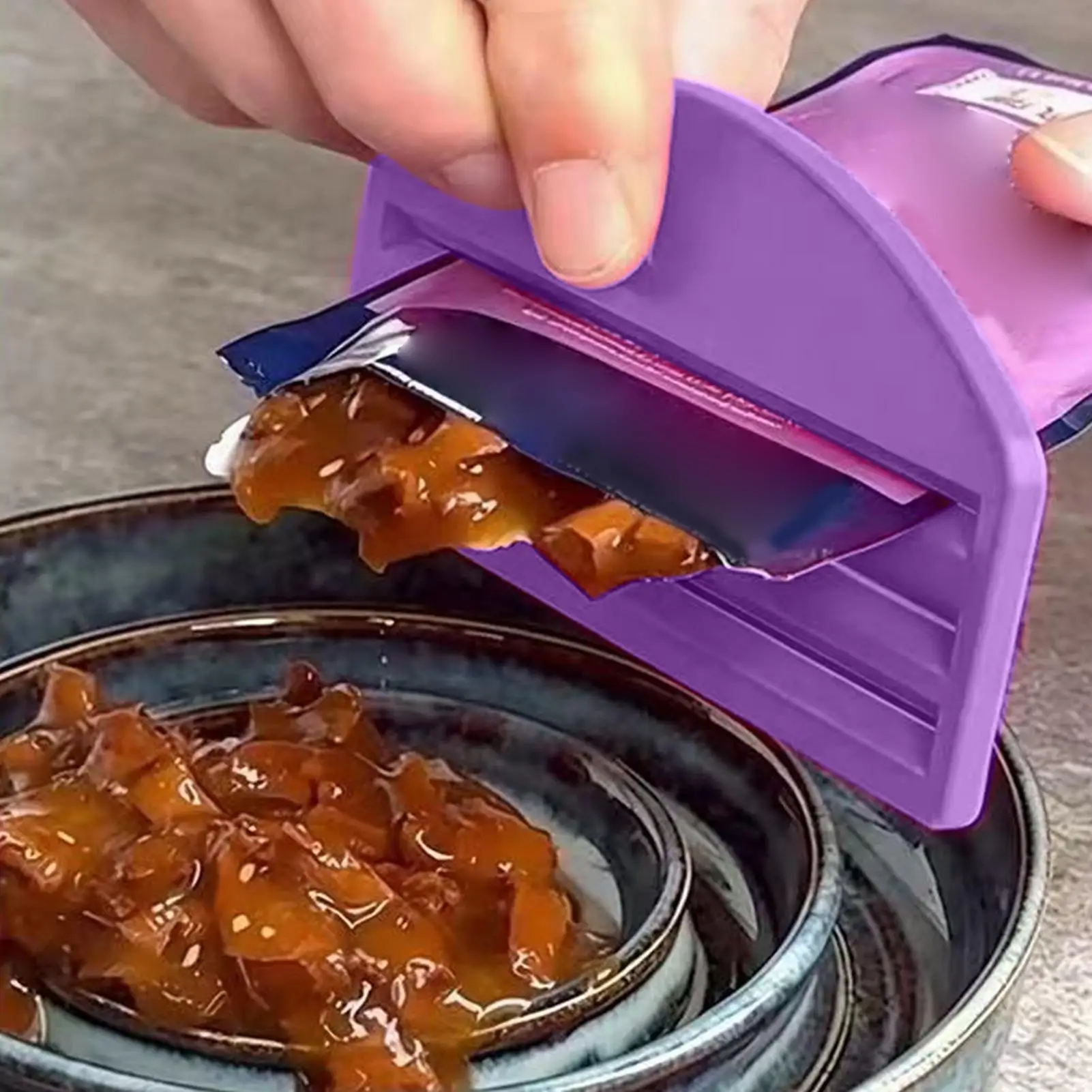 Cat Food Pouch Squeezer Tool 3D Printed Cat Treat Squeezer for Waste Reduction Portable Liquid 1005011906157523
